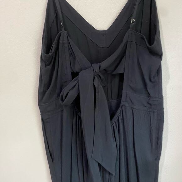 Abercrombie & Fitch Black Tie Back Jumpsuit Size Large - Picture 3 of 14